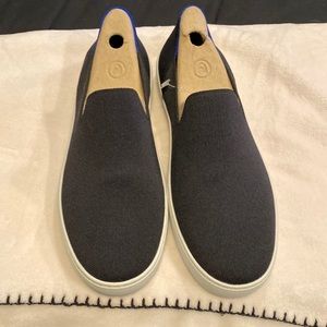 New Mens Rothy’s slip on navy casual shoes size 11. Unisex 12 in L 4 in W